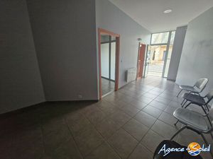 Location Local commercial 56m² LEZIGNAN CORBIERES 11200