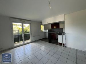 Appartement à louer 2 pièces 49 m² - Hennebont (56) - 644€