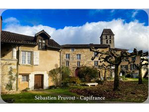 Maison à vendre SAINT JEAN DE COLE 6 pièce(s) 140m2 226 000€