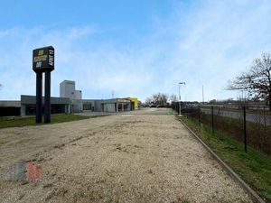 Commercieel te huur in Drongen