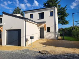 Location Maison 4 pièces 85m² POITIERS 86000