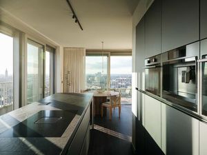 Luxe penthouse (bj. 2021) met twee kamers en een uitzonderlijk terras met panoramisch zich