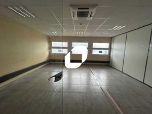 A LOUER  Proche du RER A