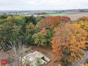 Ruim perceel met reeds aangelegde kelder te Bellegembos bestemd voor villabouw