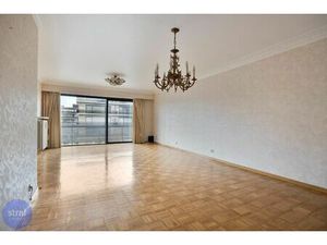 Ruim appartement in hartje Beveren