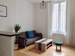 Location Appartement 2 pièces 42m² BORDEAUX 33000