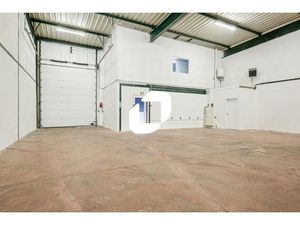 Locaux d'activités avec bureaux proche A1  A3 et A104