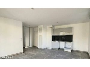 3 pièces lumineux avec balcon et parking – Résidence récente