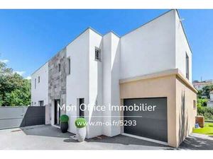 Maison de luxe à vendre à Saint-Raphaël : 796 000€ | 125m²