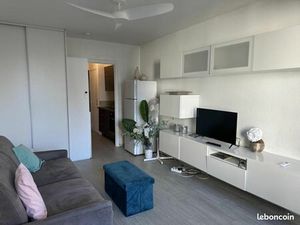 Studio 1 pièce 20 m²