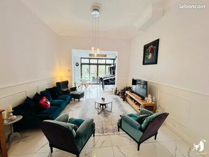 Maison de ville 8 pièces 218 m²