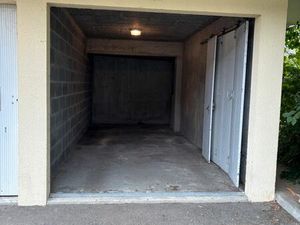 Garage box 15 5 m²
