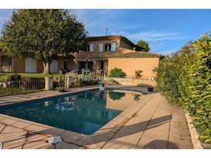 Location maison 4 pièces 140 m² à Le Puy-Sainte-Réparade (13610)