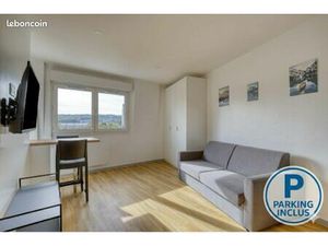 STUDIO MEUBLÉ de 23m2 avec place de parking sécurisé en sous sol