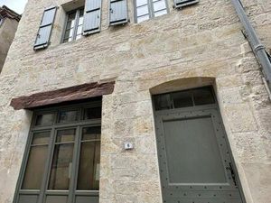 Appartement de caractère en rez de chaussée