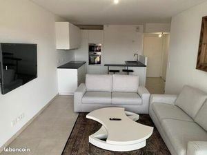 Location appartement 63 m2 Cogolin