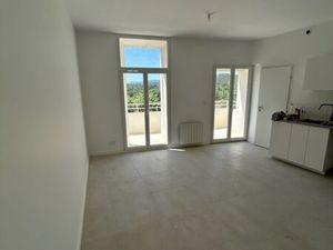 T4 duplex entierement rénové