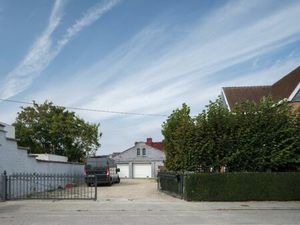 Industriële eigendom te koop in Sint-Amandsberg