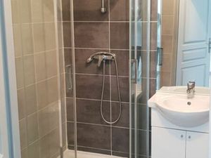 GRAND STUDIO + TERASSE A 50M de LA FAC et DE LA ZC LA NEUVE