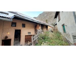 Maison T2 Crévoux à vendre