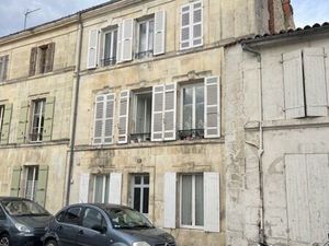Vente immeuble Saint-Jean-d'Angély (17400)
