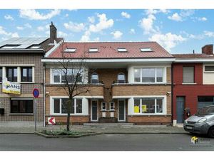 Appartement te koop in Ekeren met 1 slaapkamer