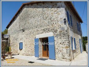 Vente maison 6 pièces 158 m² La Roche-Chalais (24490)