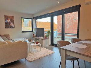 APPARTEMENT (duplex) met 2 slaapkamers  terras & bureau (babykamer)