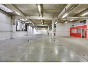 A louer entrepôt de 1386 m² avec bureaux