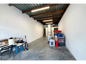 Location local commercial  300.00m²  Vestric