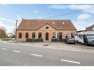 Surface commerciale à vendre à Kesselsesteenweg 96-100 Lier (RBU89110)