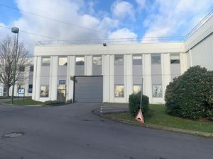 Cellule d'activité de 290 m² à louer