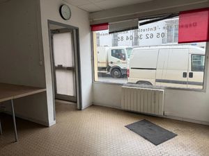 Local professionnel à vendre SEMEAC 2 pièce(s) 100m2 77 700€