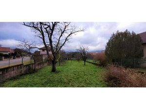 SAINT-DIE-DES-VOSGES: terrain constructible de 1840 m²
