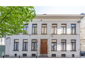 Huis te koop in Gent met 9 slaapkamers