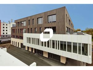 A LOUER  BATIMENT NEUF