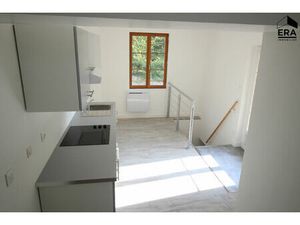 ATYPIQUE F3 AVEC TERRASSE ET PARKING