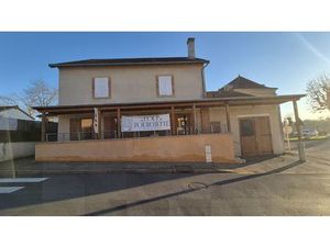 Location appartement 3 pièces 69 m² à Nandax (42720)