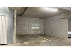 Vente Garage et parking à Nantes Hippodrome (44000) : à vendre / 17m² Nantes Hippodrome