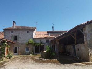 Maison Spacieuse - Proche Commerces