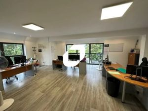 A VENDRE  PROXIMITE DIRECTE A13