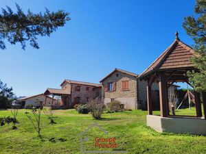 Vente maison 9 pièces 340 m² Le Coteau (42120)