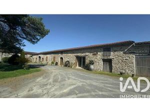 Vente maison 25 pièces 1256 m² Monnières (44690)