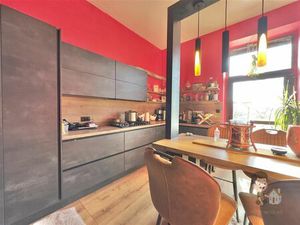 Maison à vendre avec terrasse et 5 chambres   Châtelet (VBD64839)