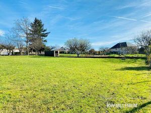 Terrain ensoleillé à Rignac – 1385 m²  libre constructeur