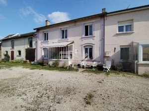 Ensemble immobilier au coeur des vignes