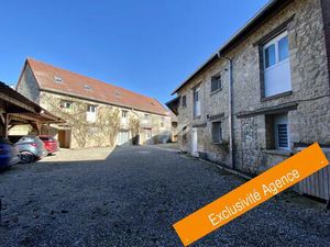 Immeuble de rapport appartement / parking centre Fismes