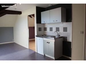 Proche Pyramide Trélazé T1 bis vide