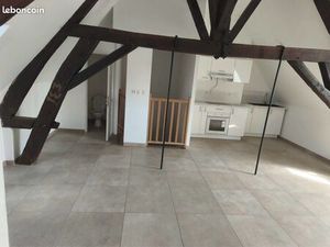 À louer grand T2 centre ville Montargis