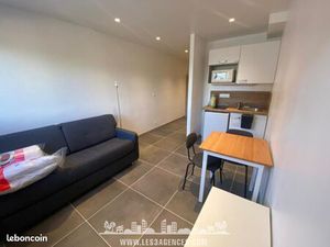 Studio 1 pièce 19 m²